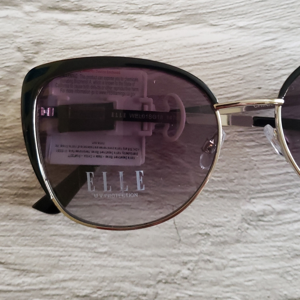 NWT Elle Cateye Black Sunglasses